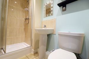 Ensuite- click for photo gallery